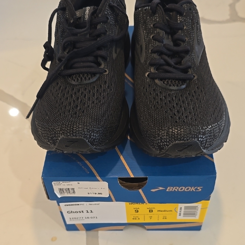 Brooks Ghost 11 Black Running Shoes